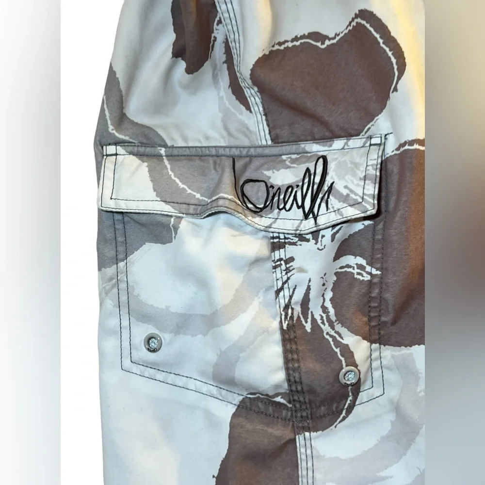 O'Neill expression board shorts size 38 - Picture 3 of 5